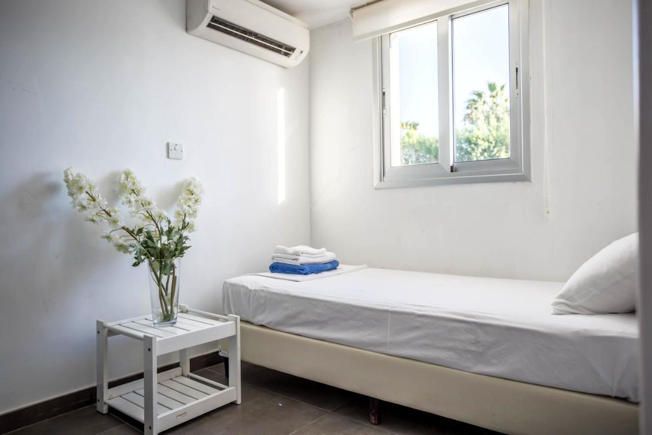 Villa Hibiscus Protaras Ngoại thất bức ảnh