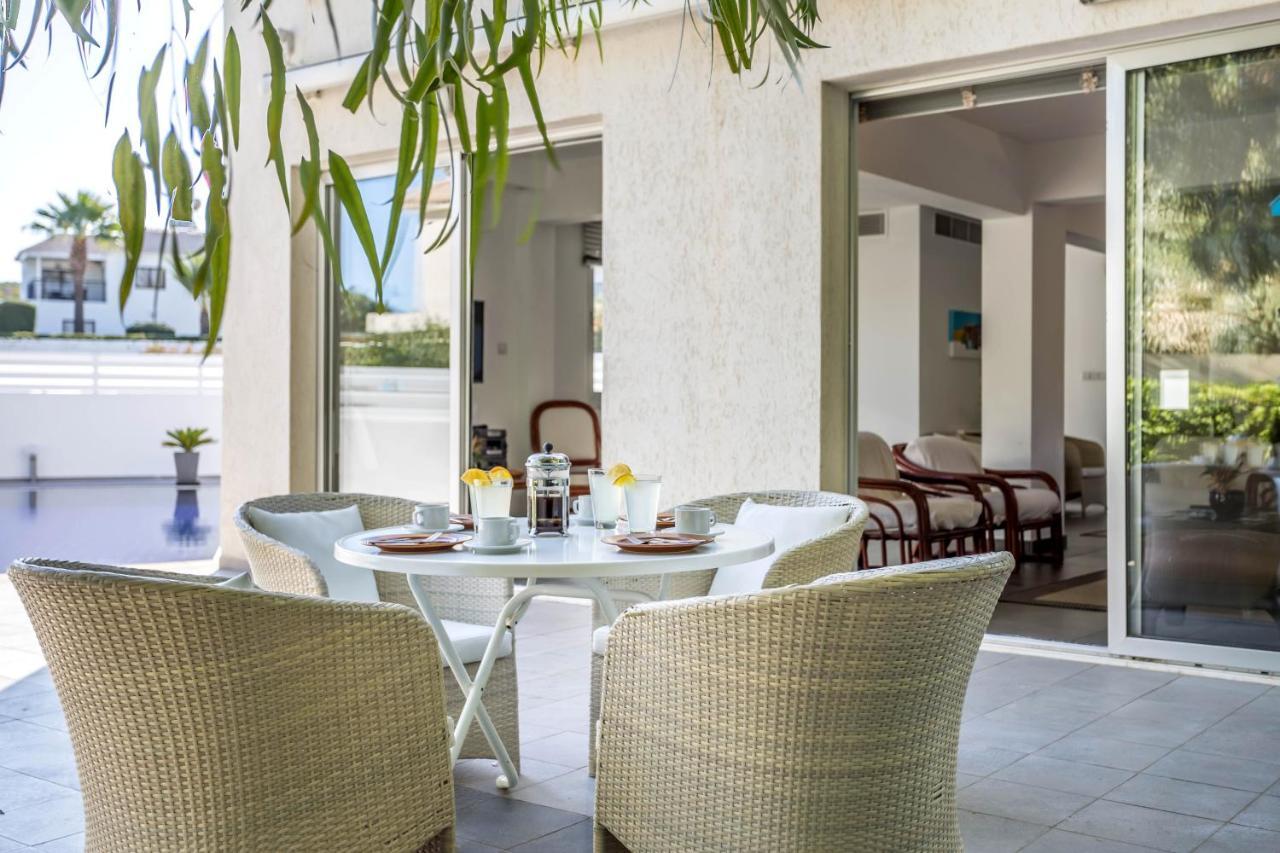 Villa Hibiscus Protaras Ngoại thất bức ảnh